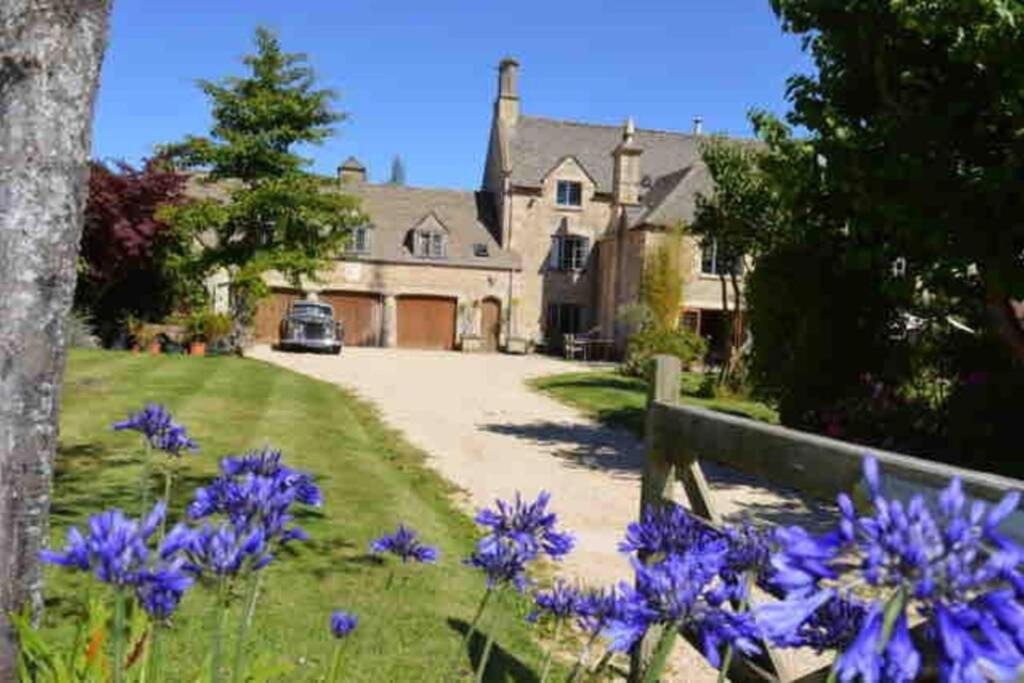 The Old Manor Coach House Appartement Cirencester Buitenkant foto